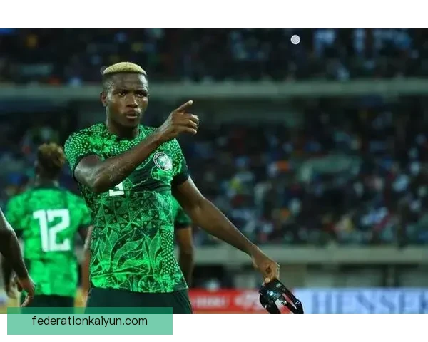 奥斯梅恩凭借卓越头球技巧持续为球队赢得关键胜利，状态回暖。