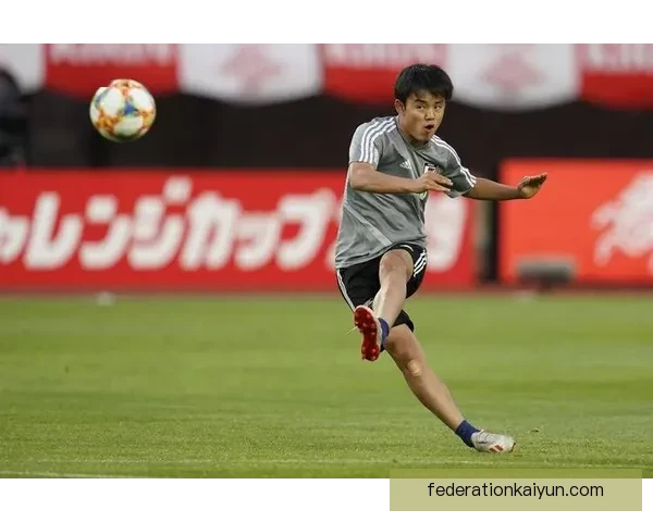 博斯克在皇马时期的执教体验与球队风格的深度分析